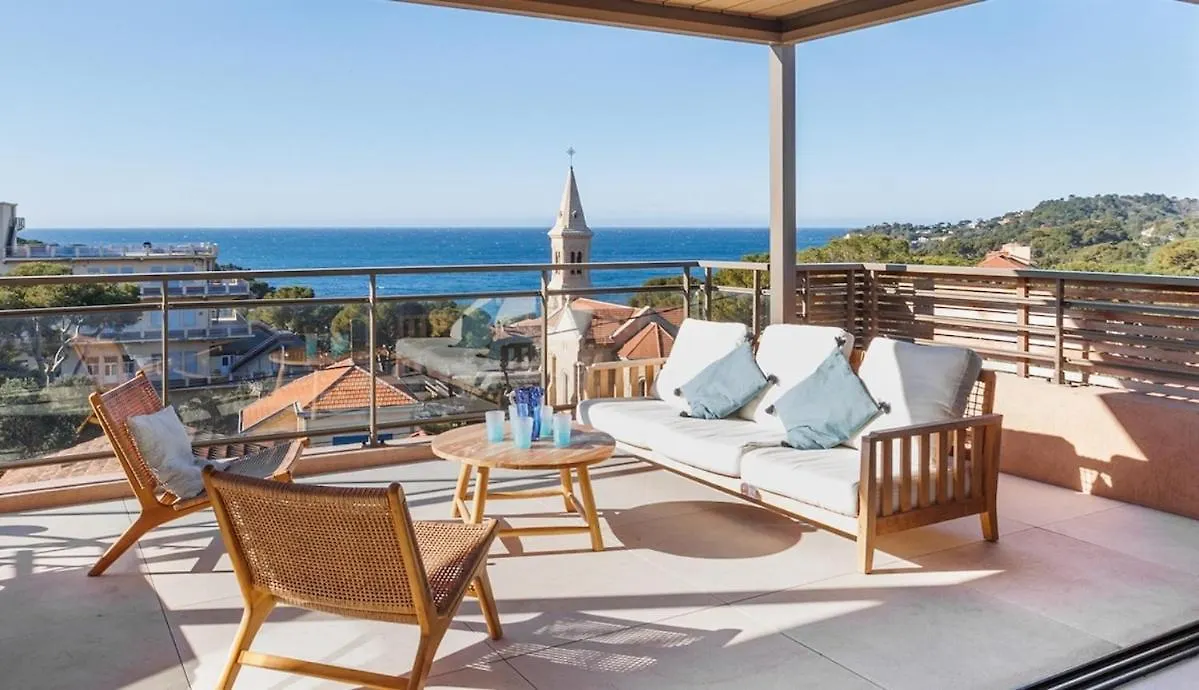 Vue Mer Epoustouflante Plage Village A Pied Hyeres France