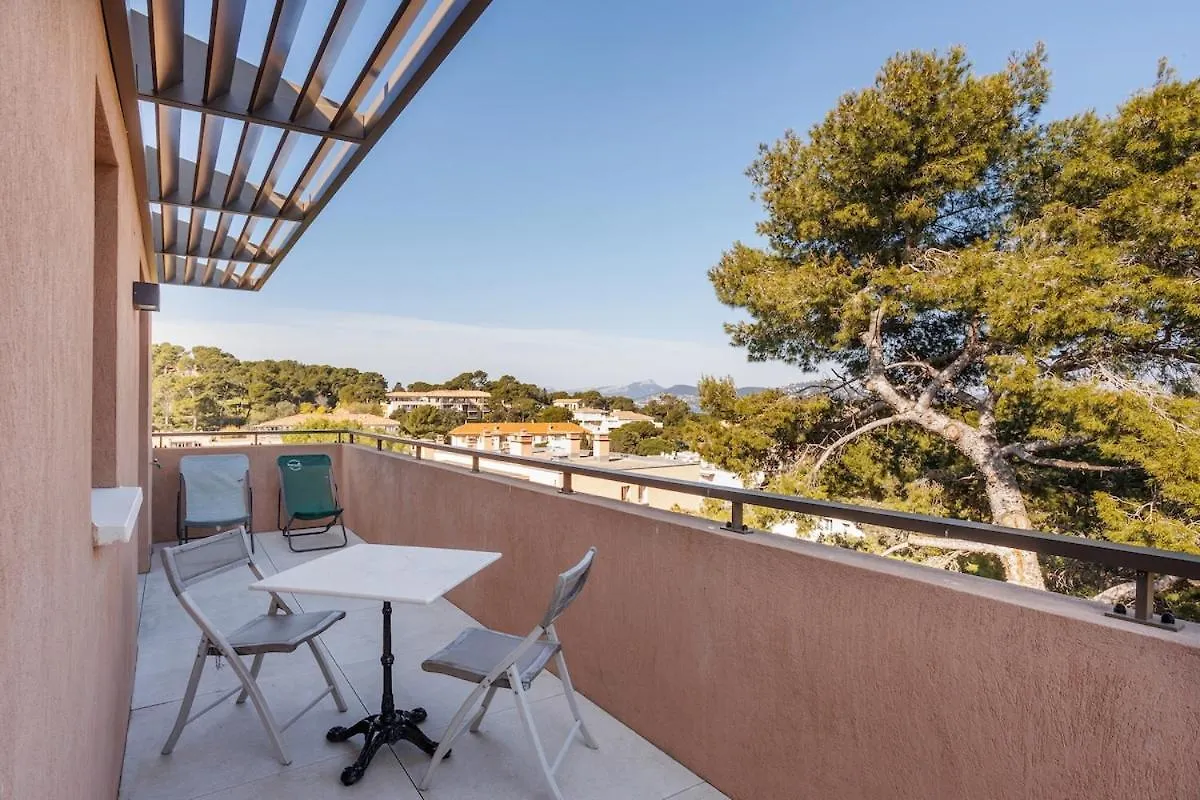 Apartment Vue Mer Epoustouflante Plage Village A Pied Hyeres